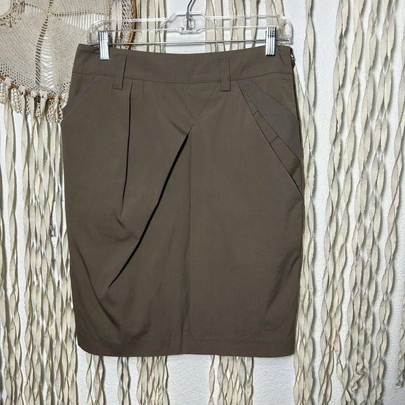 GUNEX | MaxMara Taupe Pencil Skirt Size US6 Cotton/Spandex - Picture 1 of 11
